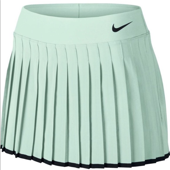 Nike Victory Tennis/Golf skirt - Picture 1 of 3